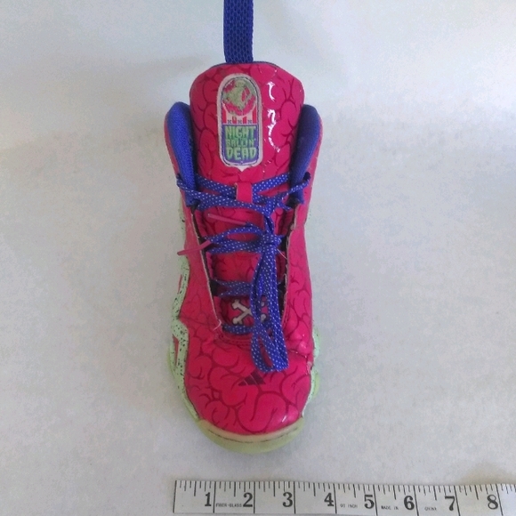 Mens Adidas Crazy 8 Night of the Ballin Dead shoes - Picture 9 of 10